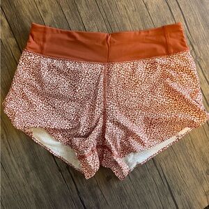 Athlete- Run with It 3.5 in shorts